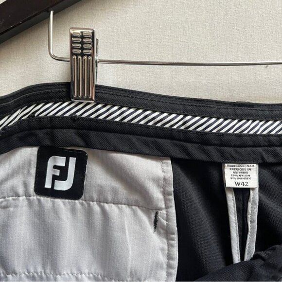 Footjoy woven golf black shorts Sz 42 - Picture 6 of 12